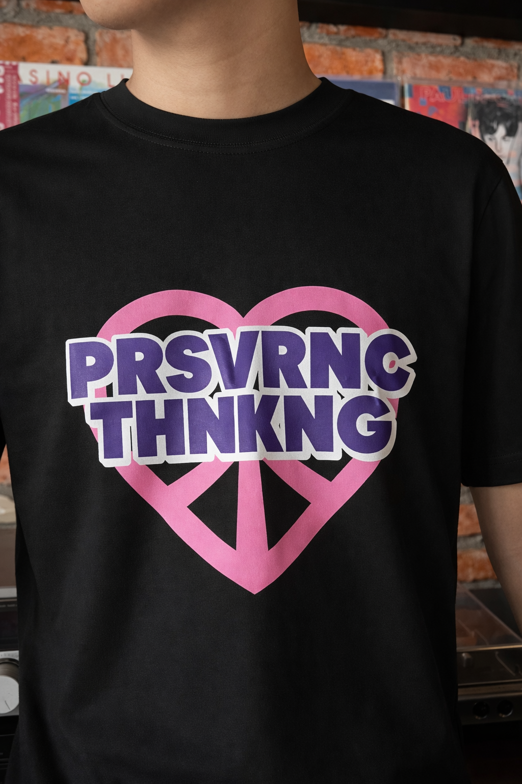 PRSVRNC LOVE Pink Line (Hitam) - tampilan 1